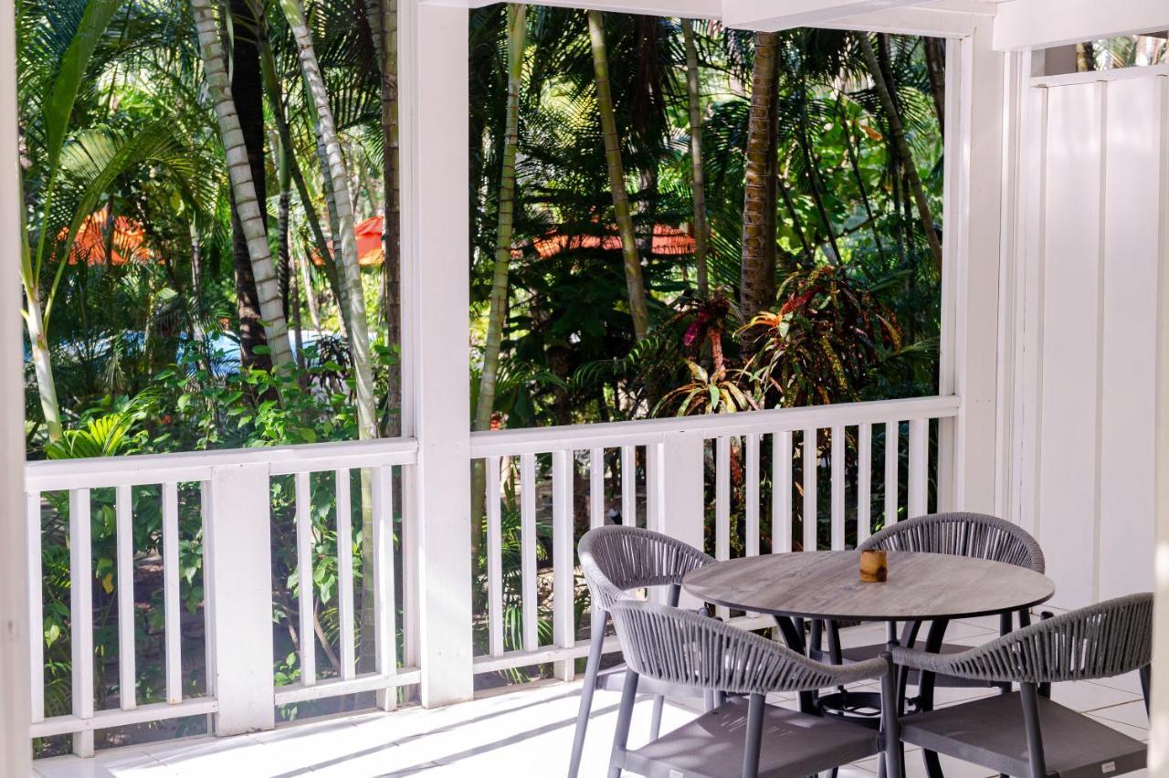 Paradise Beach Hotel & Resort West Bay Ngoại thất bức ảnh